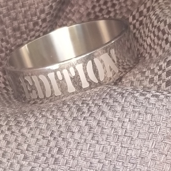 Dolce Gabbana Limited Edition Bracelet - Picture 6 of 9